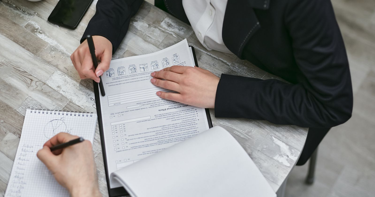 software development brief template reviewed by a client and a contractor