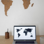 responsable de marketing planificando el SEO internacional de una web multilingüe en varios mercados europeos