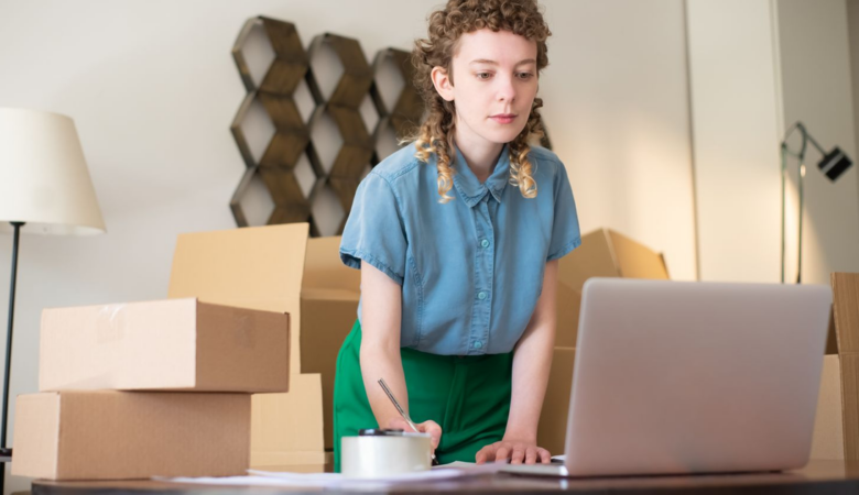 Plataforma ecommerce: Shopify, WooCommerce o desarrollo a medida, y cómo no migrar en dos años